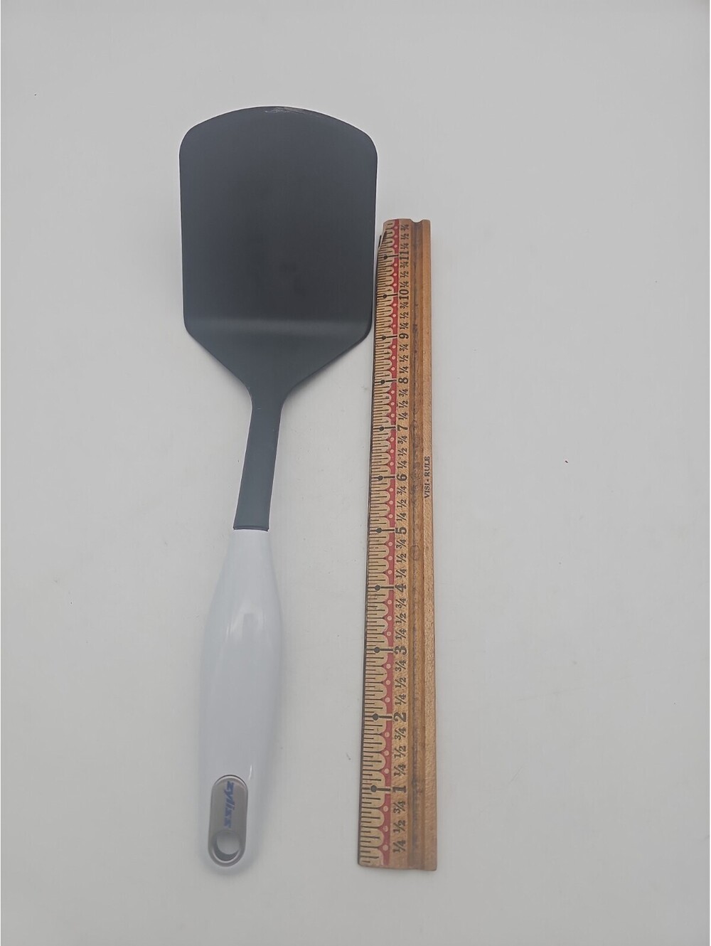 Zyliss Nonstick Solid Turner Spatula Grey White Handle 13" Kitchen Utensil**